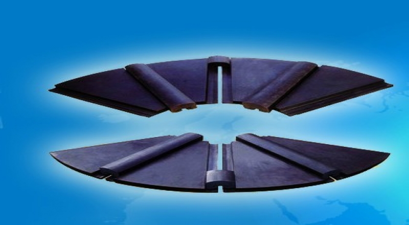 橡膠襯板其產(chǎn)品特性，在各行各業(yè)的使用壽命